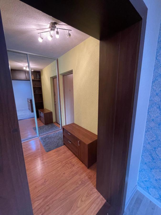 Krymo G., 1 Kambarys * Šiauliai
